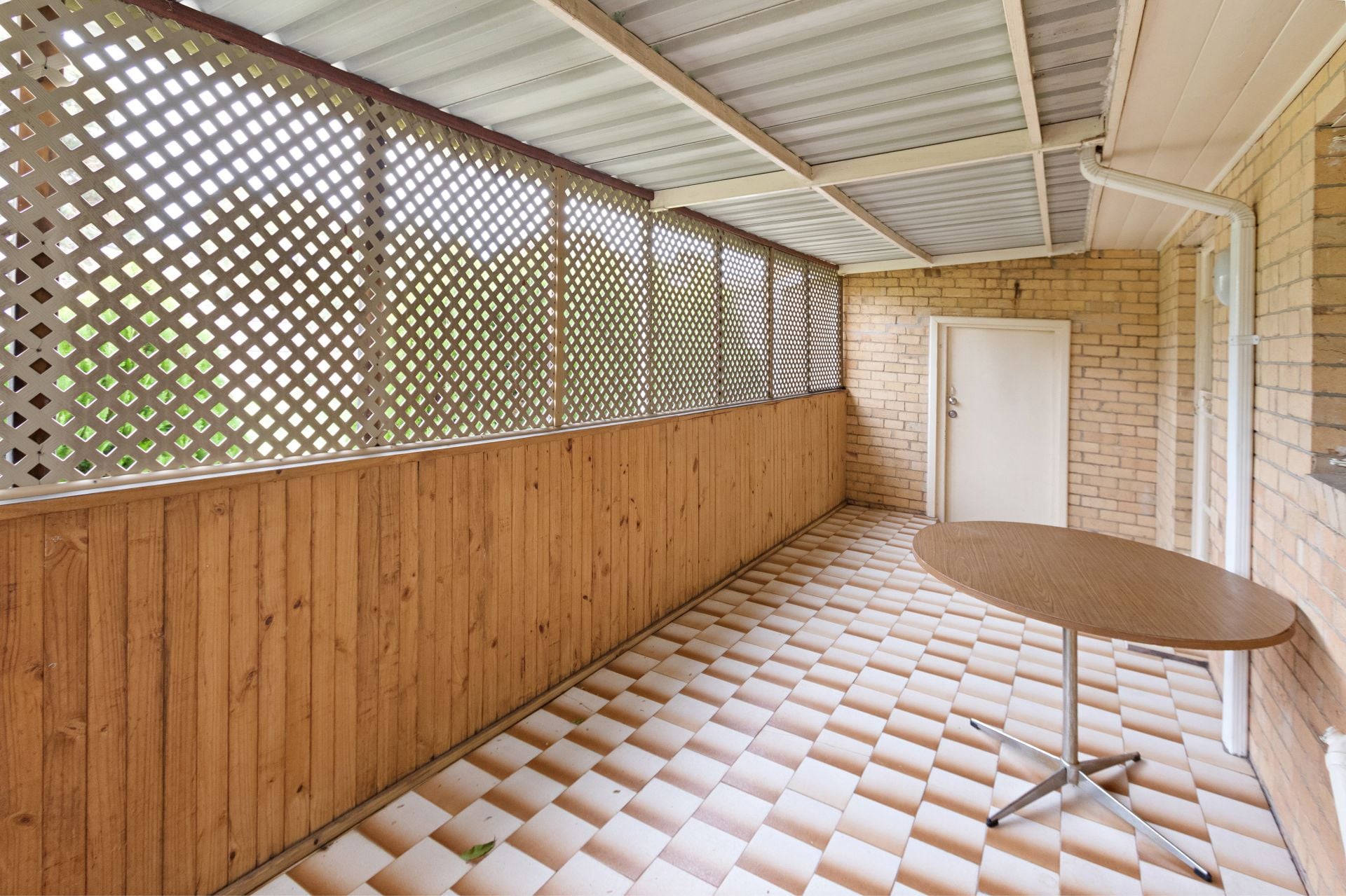 DO NOT MISS OUT THIS ON THIS SPACIOUS FAMILY HOME