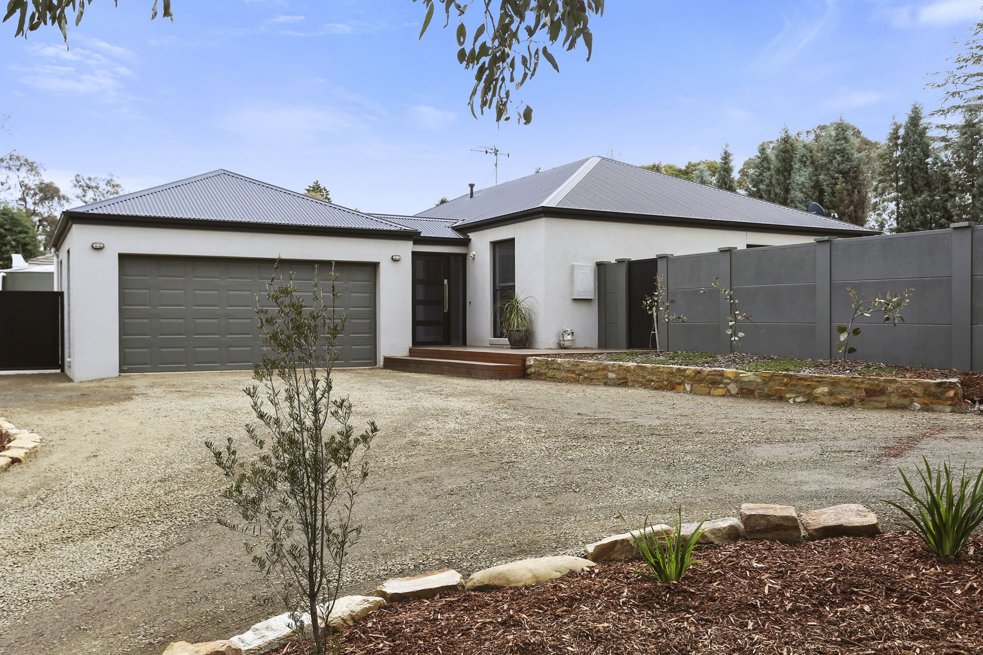 2 Whittington Court, Strathdale DCK Real Estate