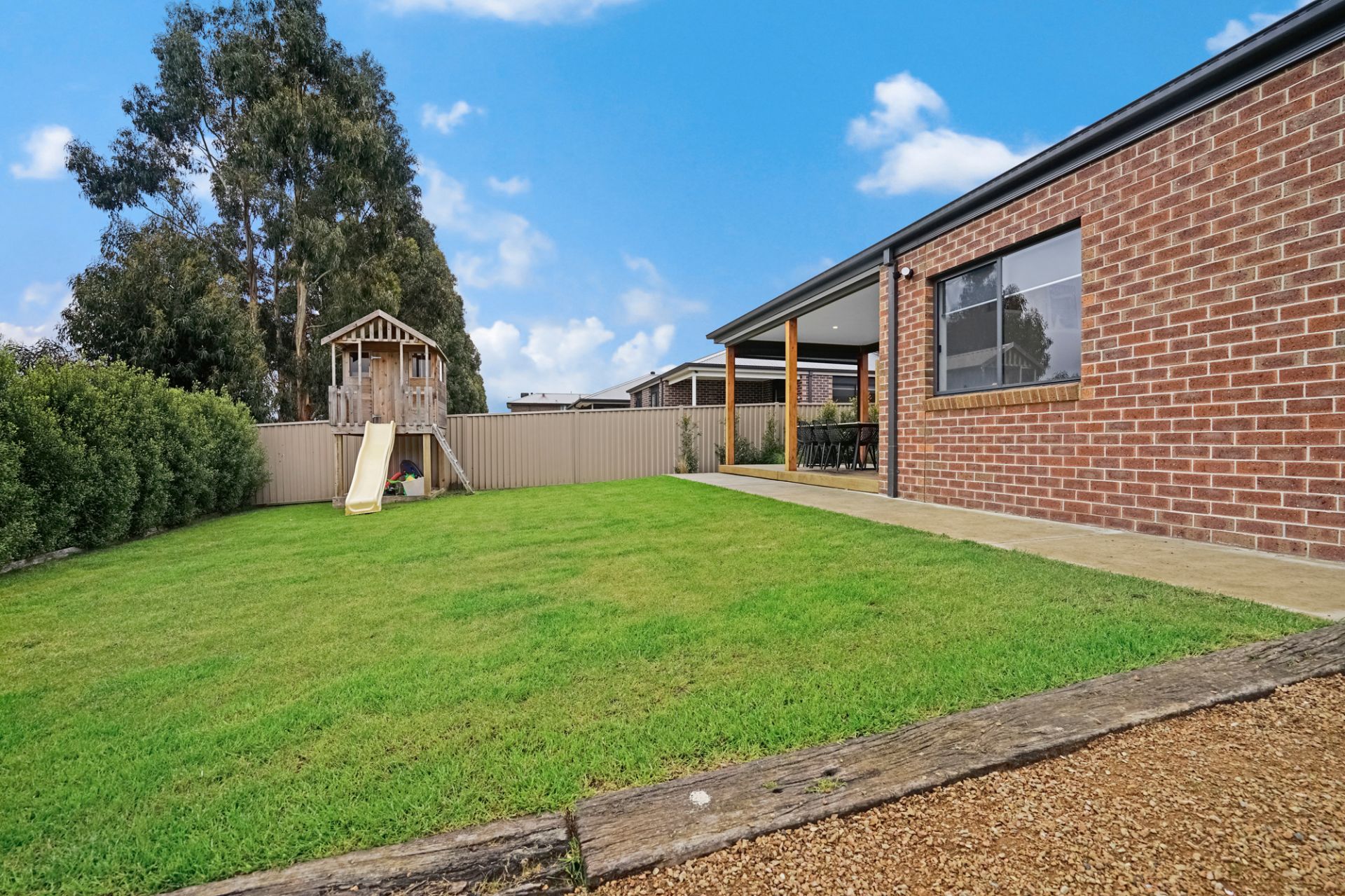99 Ascot Gardens Drive Delacombe VIC, Delacombe - Thumbnail 2