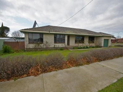 3
 
 
 
  
 
 
 2
 
 
 
  
 
 
 6
 
 
 
 
 
 
 
 63 Hamilton Street, LATROBE TAS 7307, Latrobe - Thumbnail 3