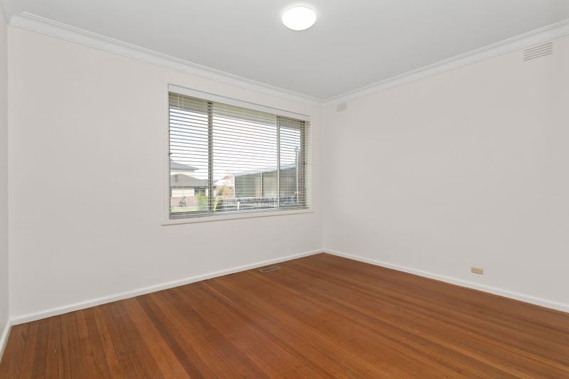 90 Spring Street, Thomastown