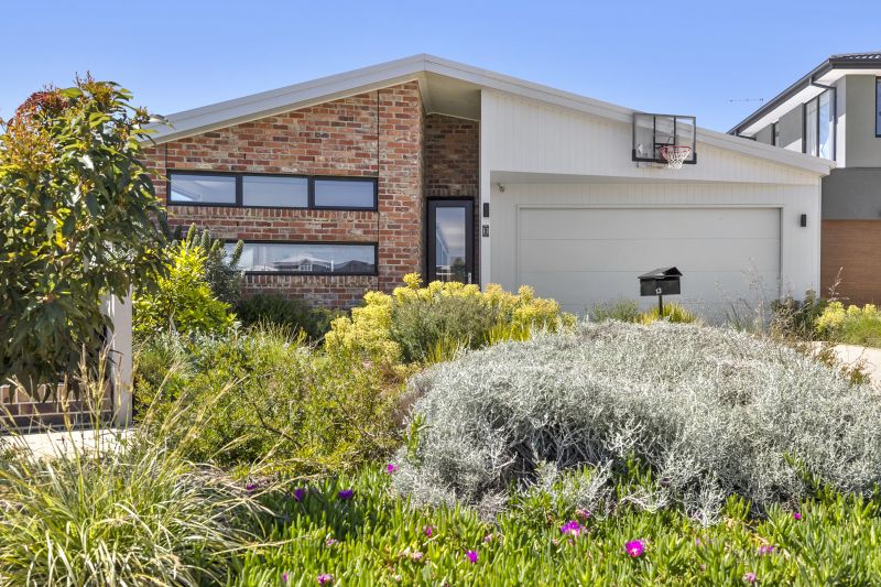 13 Fantail Avenue Torquay VIC, Torquay - Thumbnail 2