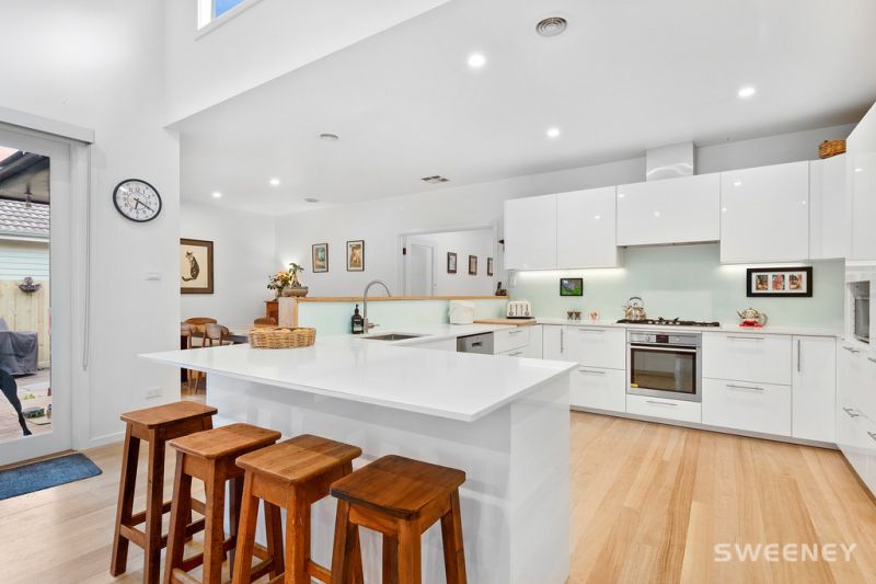 37 Seagull Avenue, Altona - Thumbnail 3