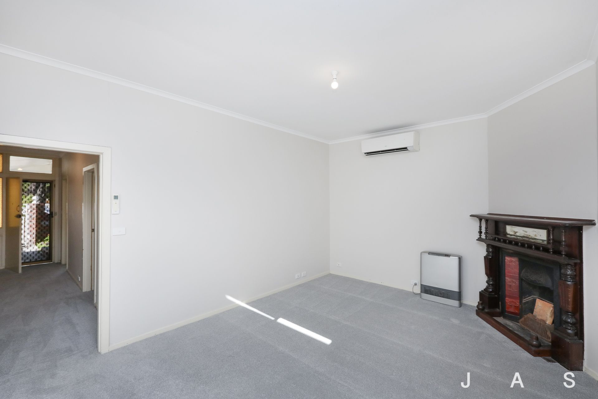 44 Newell St Footscray VIC, Footscray - Thumbnail 3