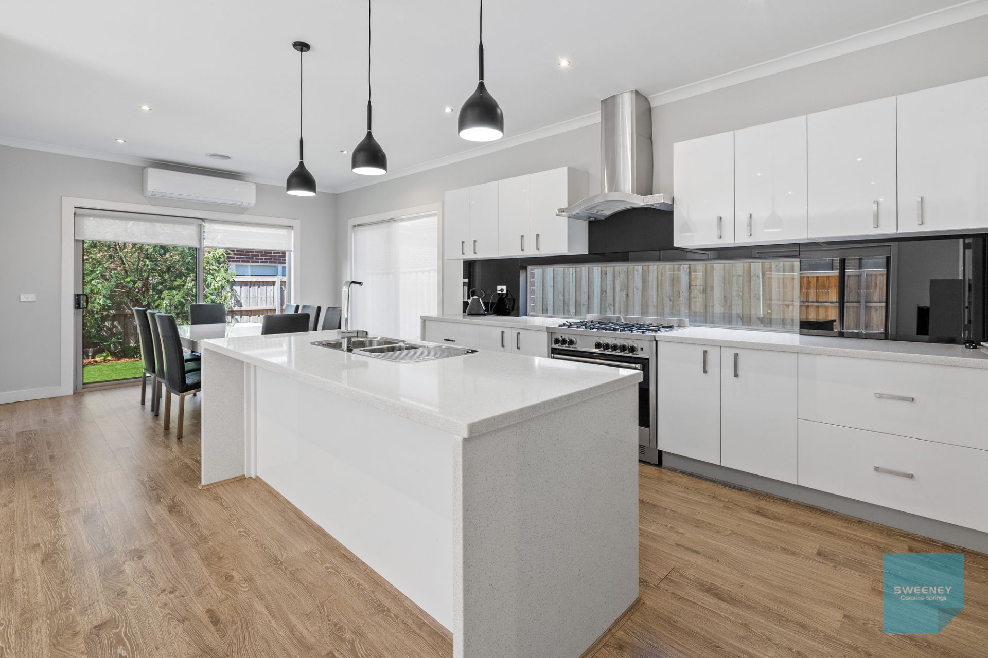 4 Auburn Drive, Fraser Rise - Thumbnail 3