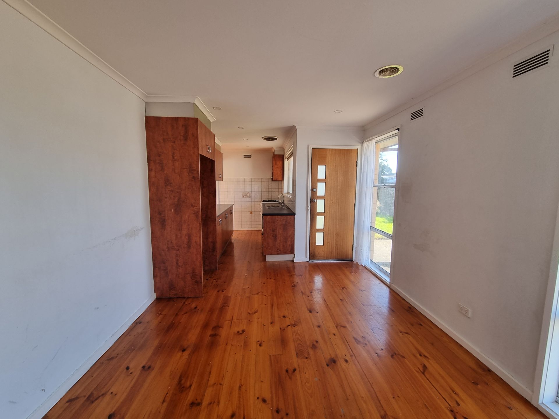 6 Emslie Street, Sunshine West - Thumbnail 5