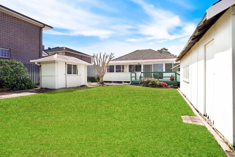 34 Durbar Avenue Kirrawee NSW, Kirrawee - Thumbnail 2