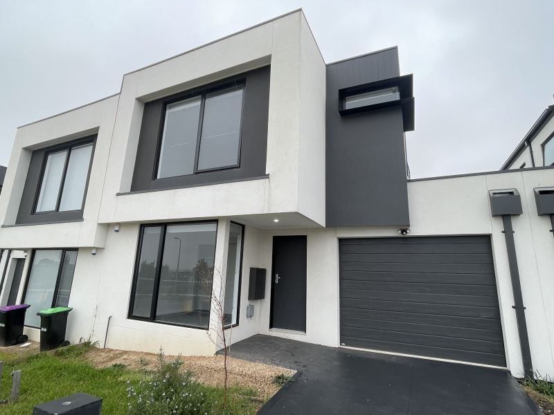 6 Malus View, Beveridge