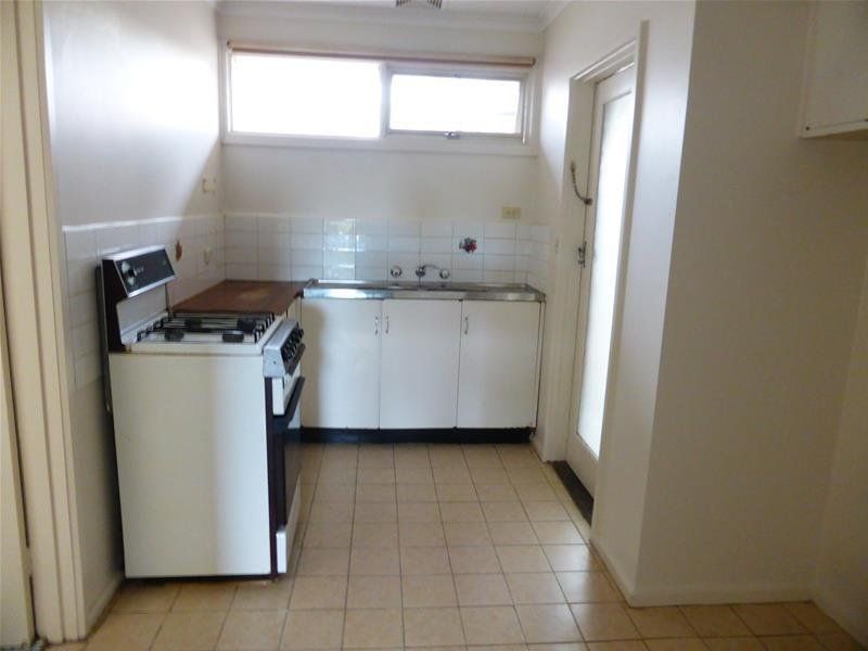 Cosy Unit With Plenty Of Space To Offer!