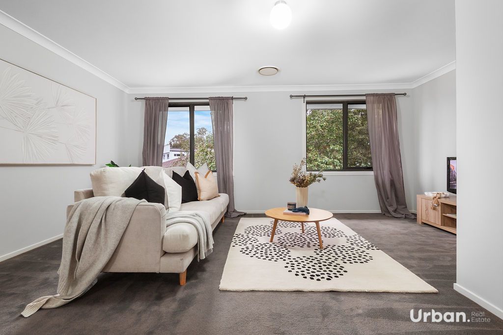 Colebee 10 Sarazen Place