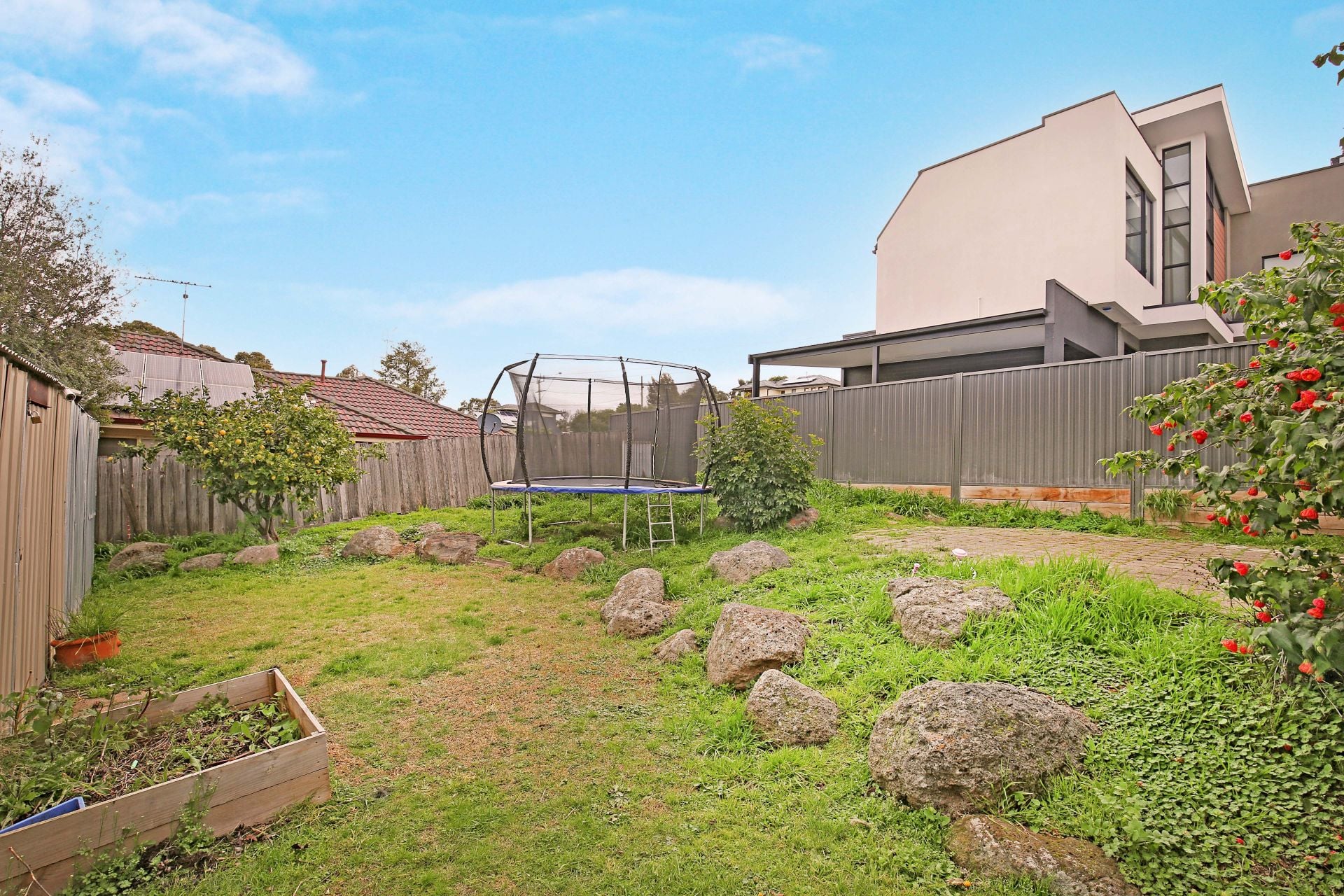Large Family Home in a Sought After Location!