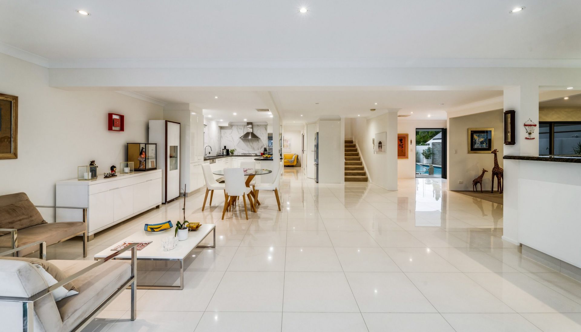 $ 2,538,000, Broadbeach Waters - Thumbnail 7