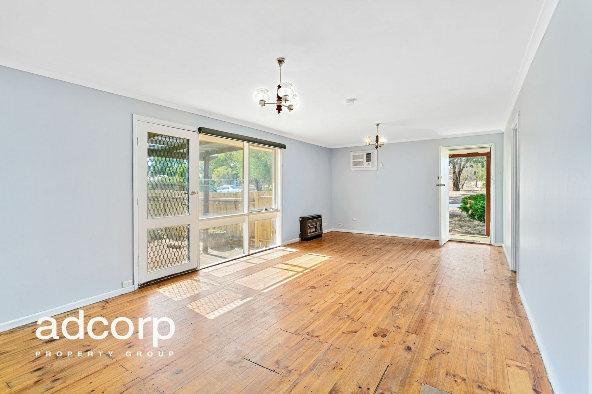 6 Dulkara Avenue Craigmore SA, Craigmore - Thumbnail 2