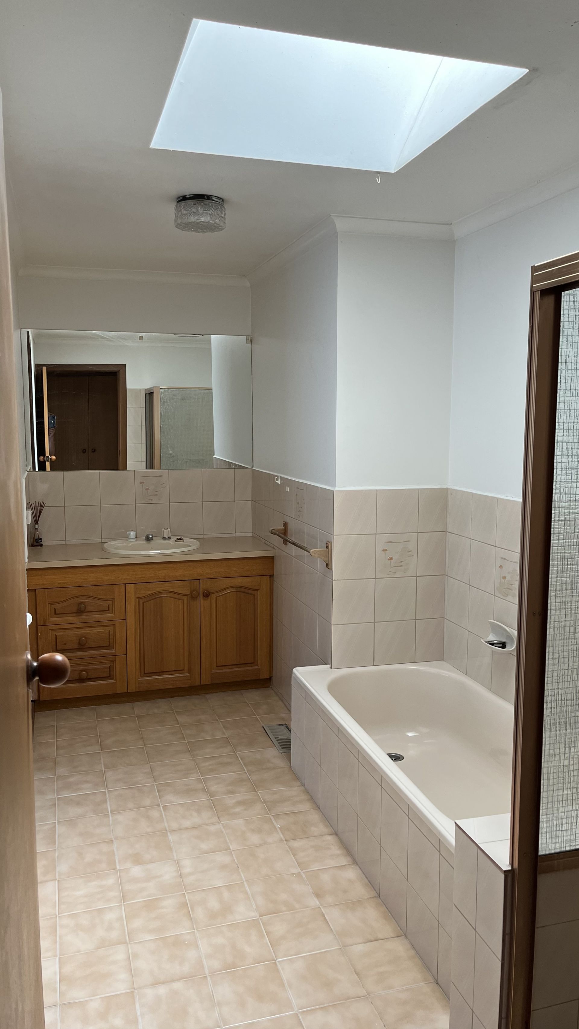 2/433 Middleborough Road, Box Hill Mandy Lee Real Estate