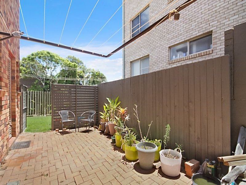 1/94 Kennedy Drive TWEED HEADS WEST NSW, Tweed Heads West - Thumbnail 4