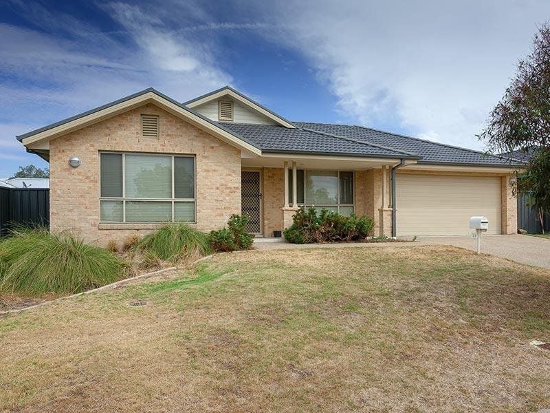33 Whitebox Circuit, Thurgoona NSW 2640