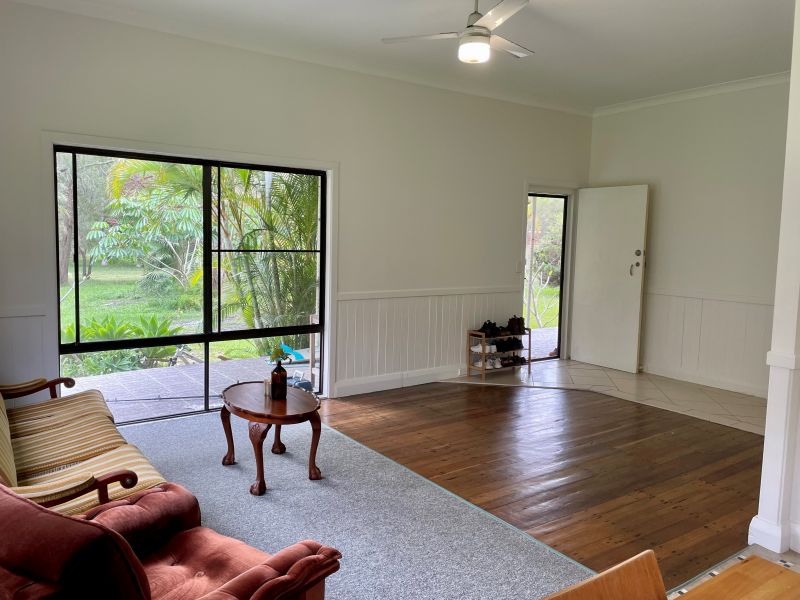 Private 3 bedroom home in Sandy Beach