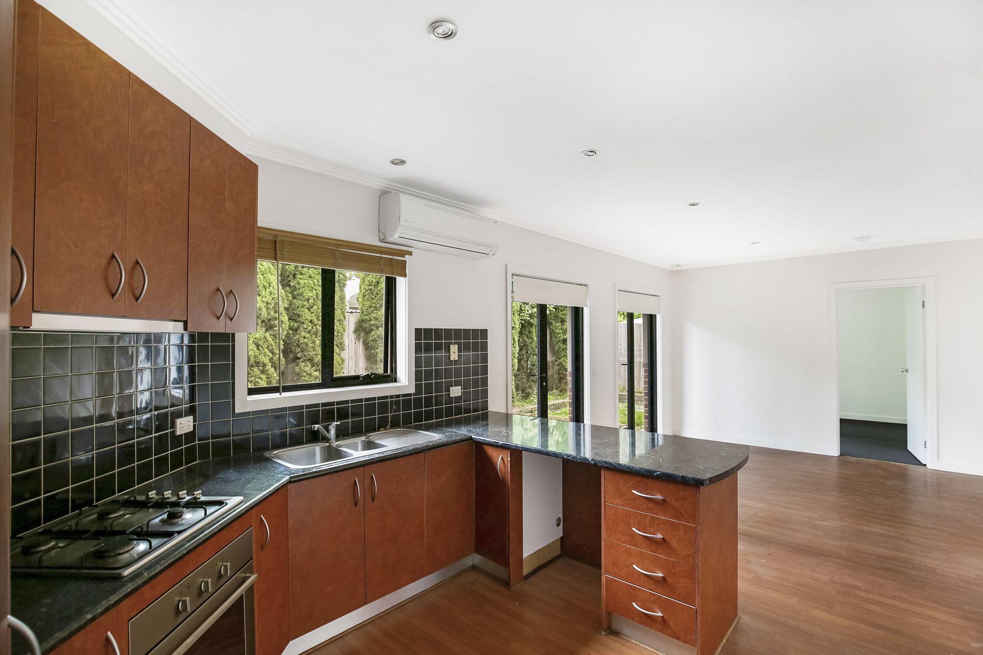 Modern Two Bedroom !!!