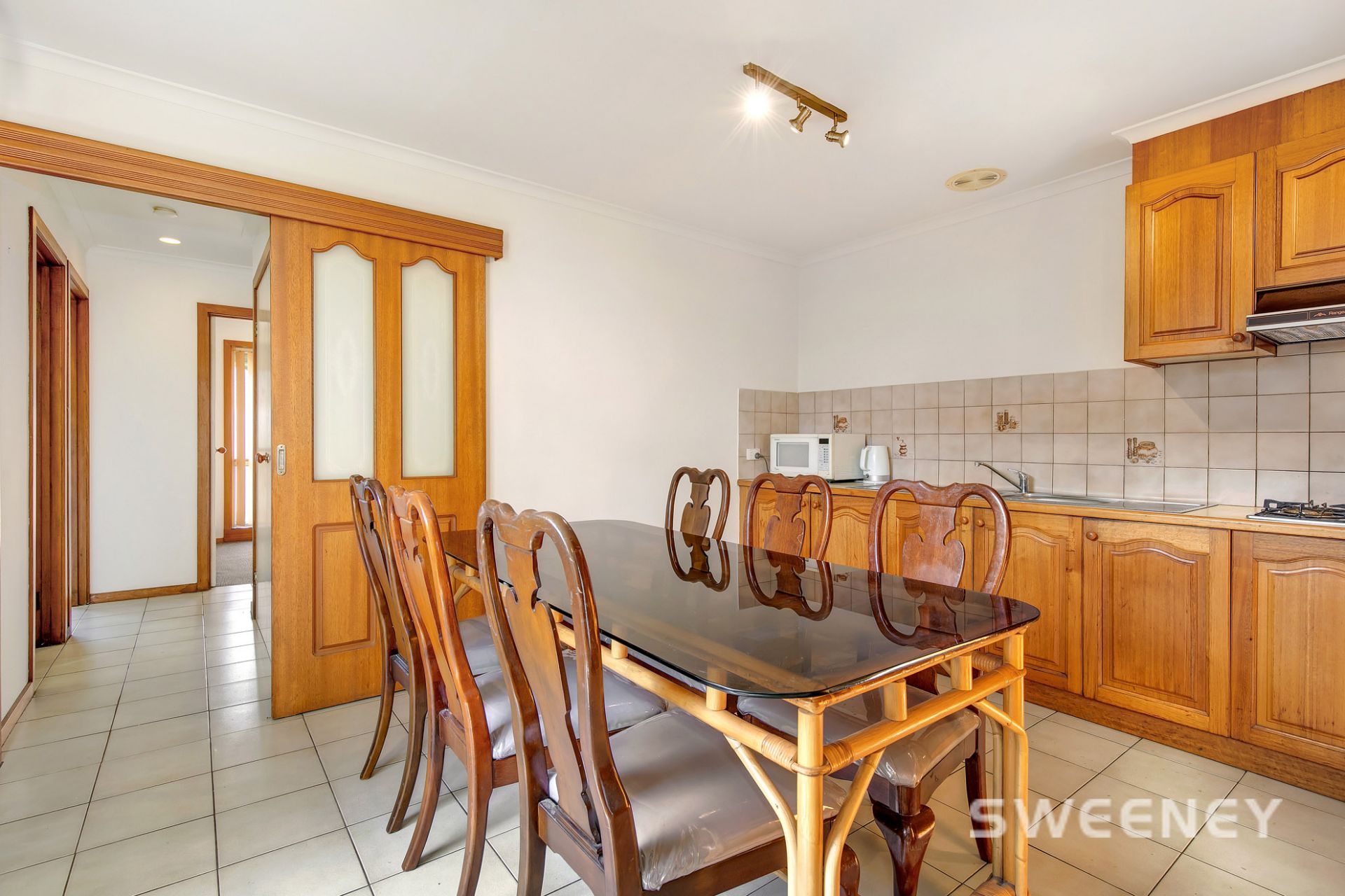 2/58 Everingham Road, Altona Meadows - Thumbnail 6