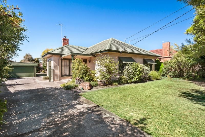 15 Newton Crescent, Lalor