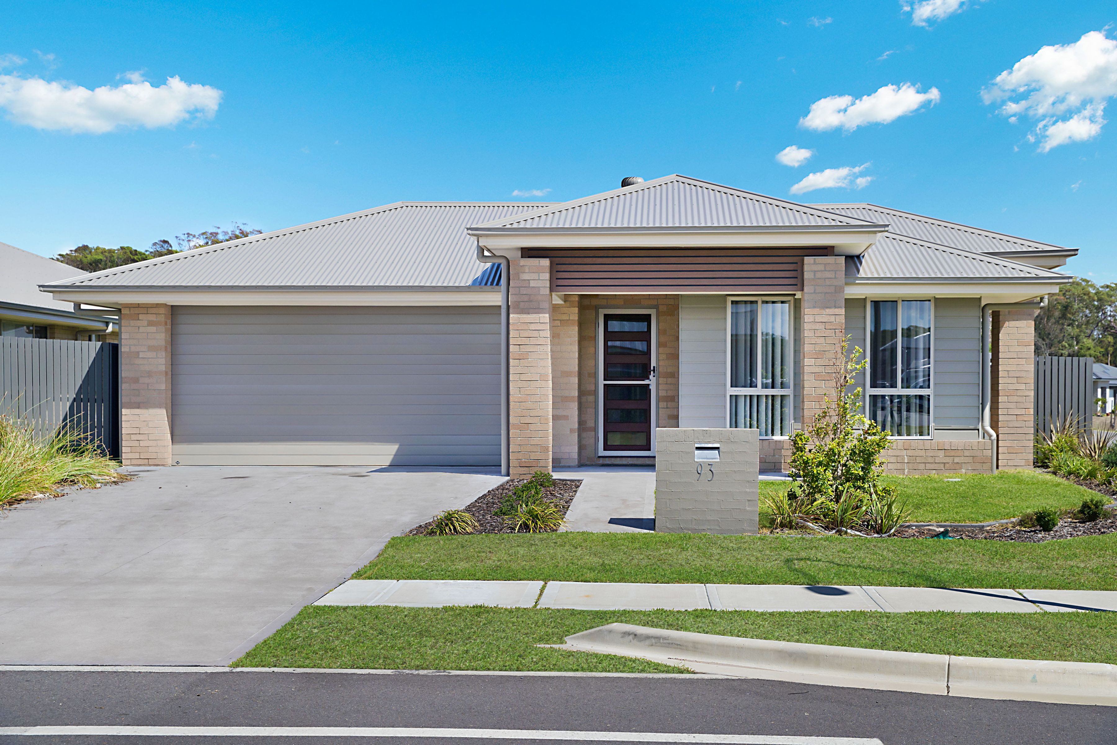 Sold property 93 Seaside Boulevard Fern Bay , NSW 2295