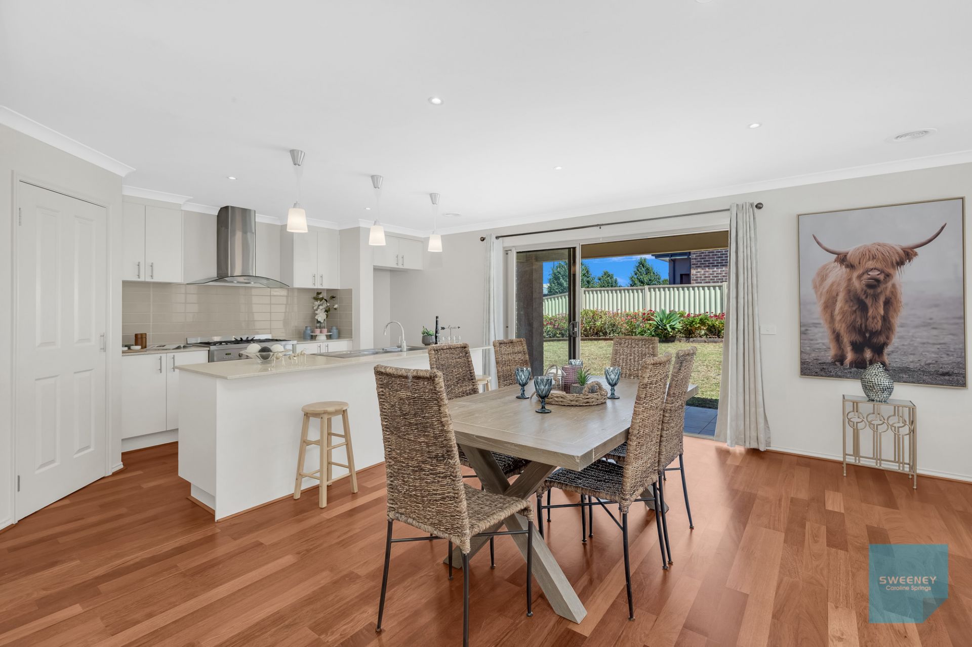 13 Orbis Avenue, Fraser Rise - Thumbnail 6