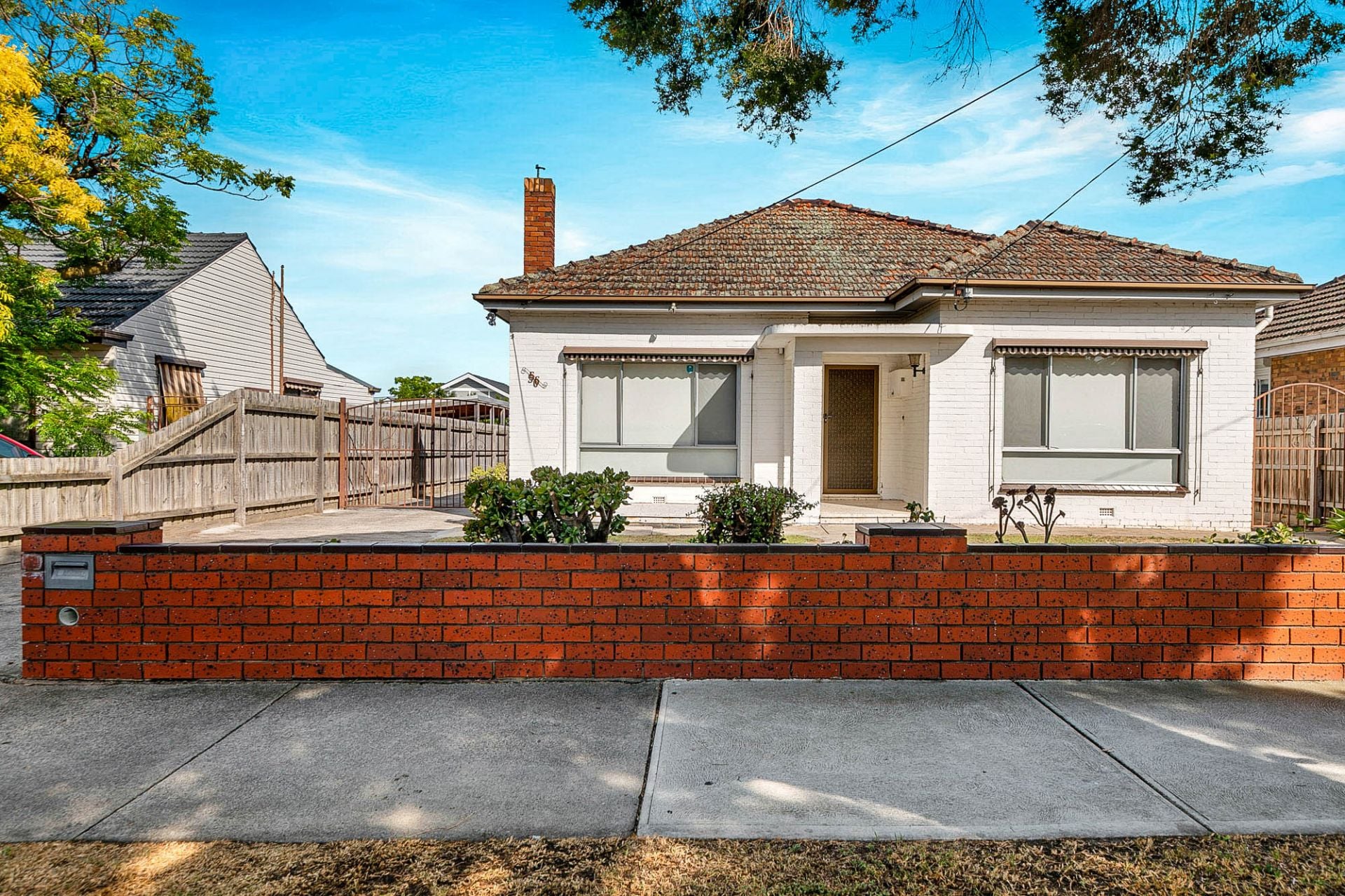 Warm and inviting family home!