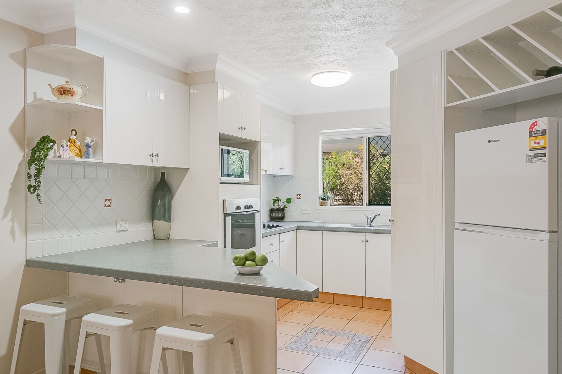 5/98 McLean Street Coolangatta QLD, Coolangatta - Thumbnail 7