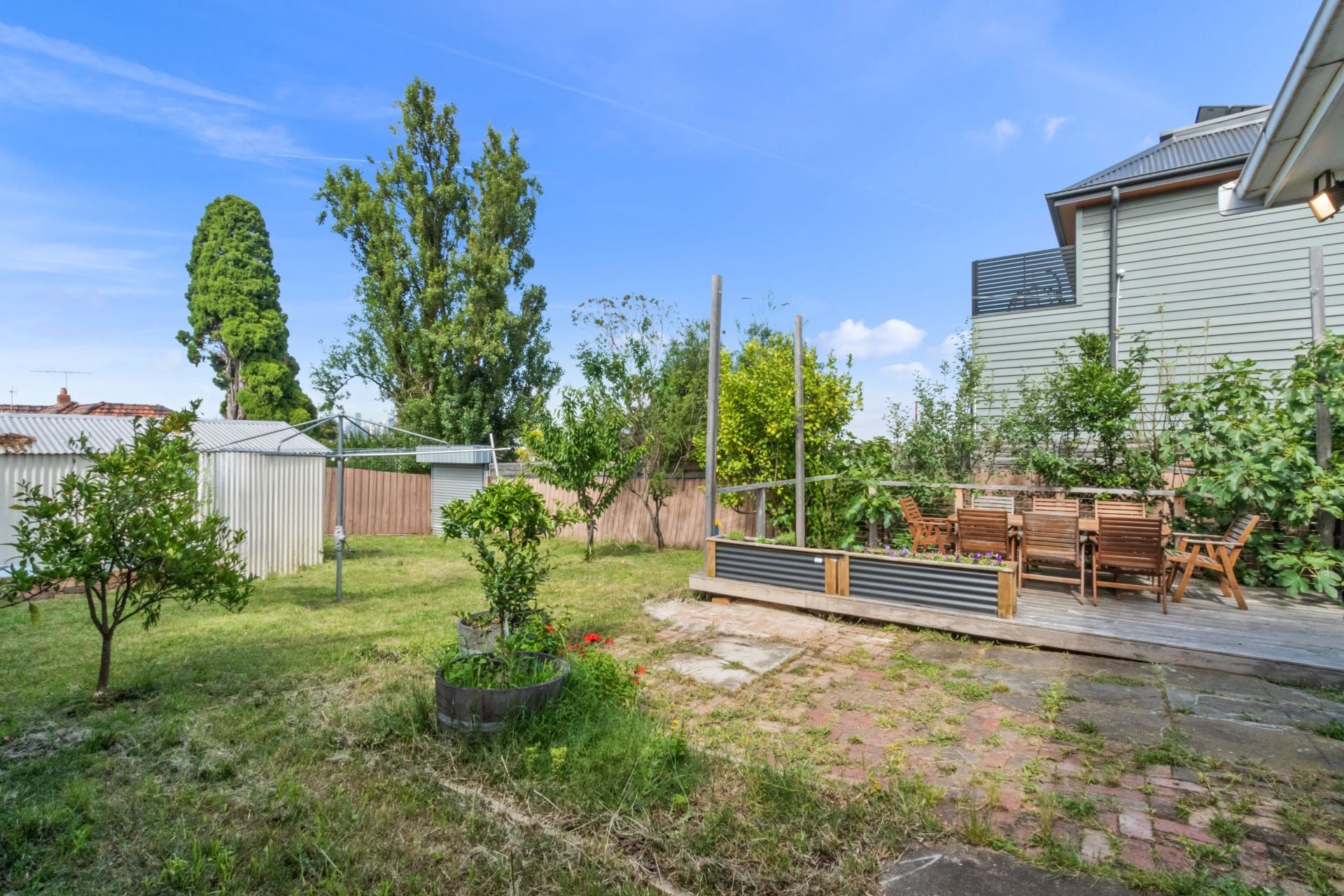 Charming 3-Bedroom Haven in Northcote Awaits You!