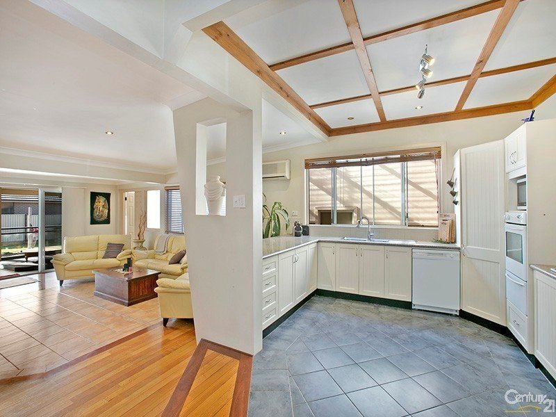 35 Kenneth Avenue, KIRRAWEE, Kirrawee - Thumbnail 3