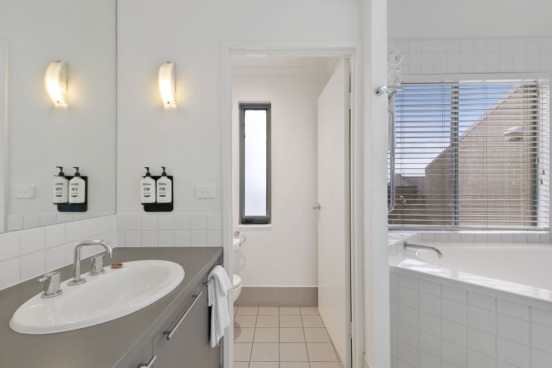 F326/148-174 Mountjoy Parade Lorne VIC, Lorne - Thumbnail 7