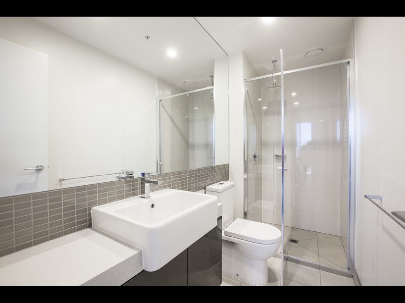 1103/33 Clarke Street, Southbank - Thumbnail 5