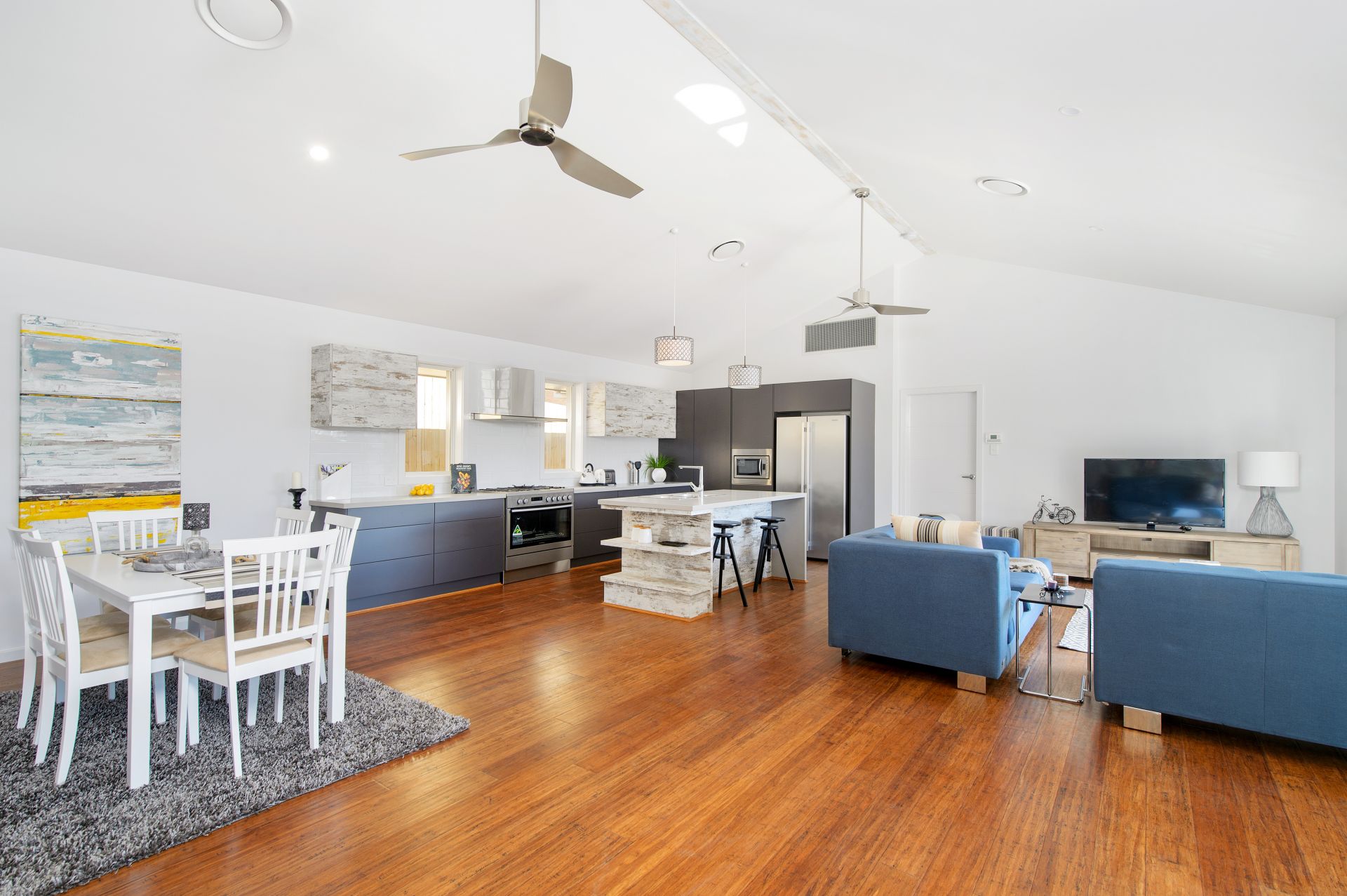 20b Pacific Drive Port Macquarie NSW, Port Macquarie - Thumbnail 4