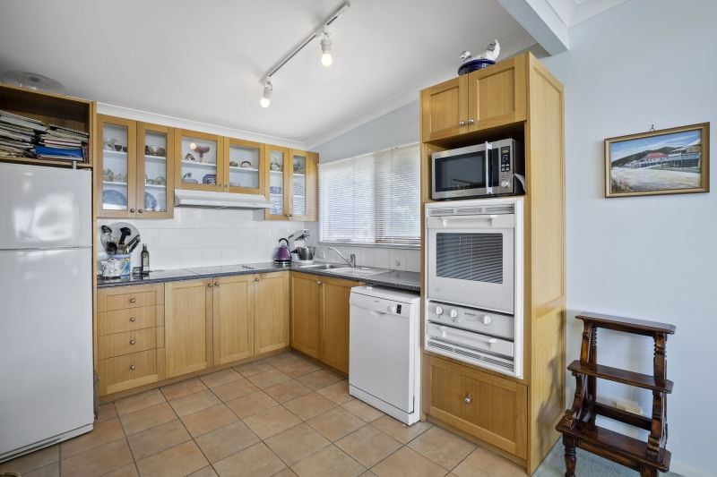37 Armytage Street, Lorne, VIC, Lorne - Thumbnail 3