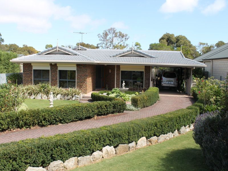 134 Mount Gambier Road MILLICENT SA, Millicent - Thumbnail 3
