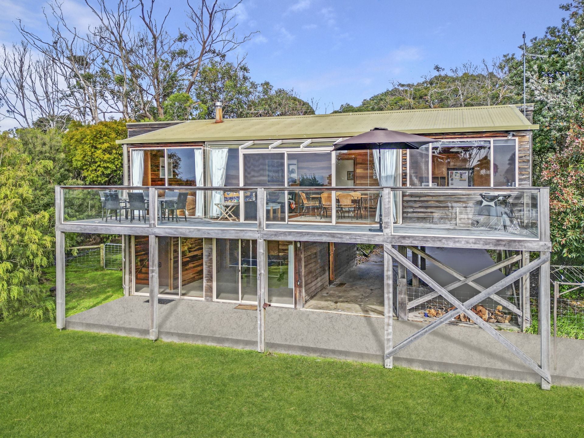 16 Ferrier Drive, Marengo - Thumbnail 2