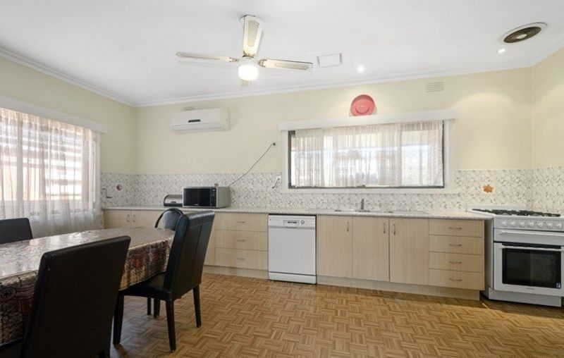 27 Beuron Road, Altona North - Thumbnail 6