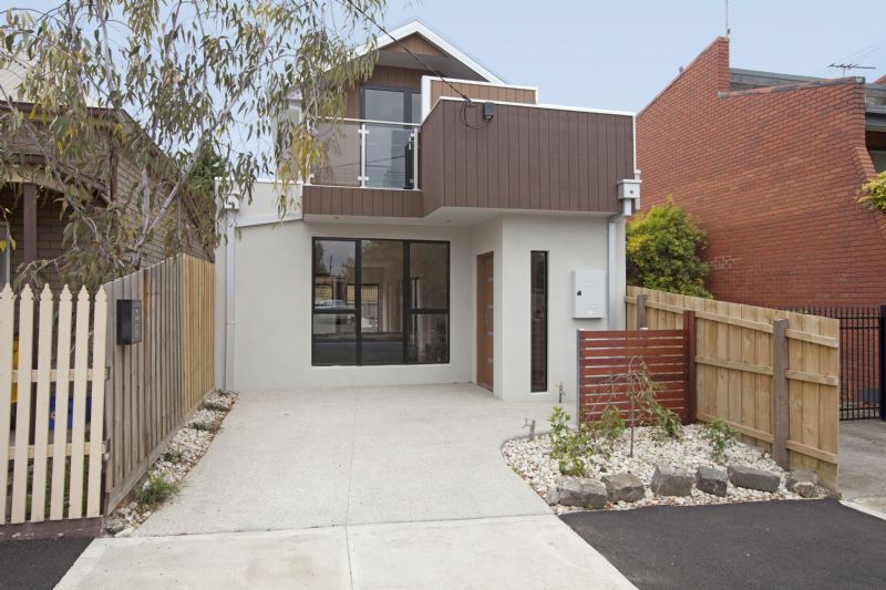 2 Lennox Street, Yarraville - Thumbnail 2