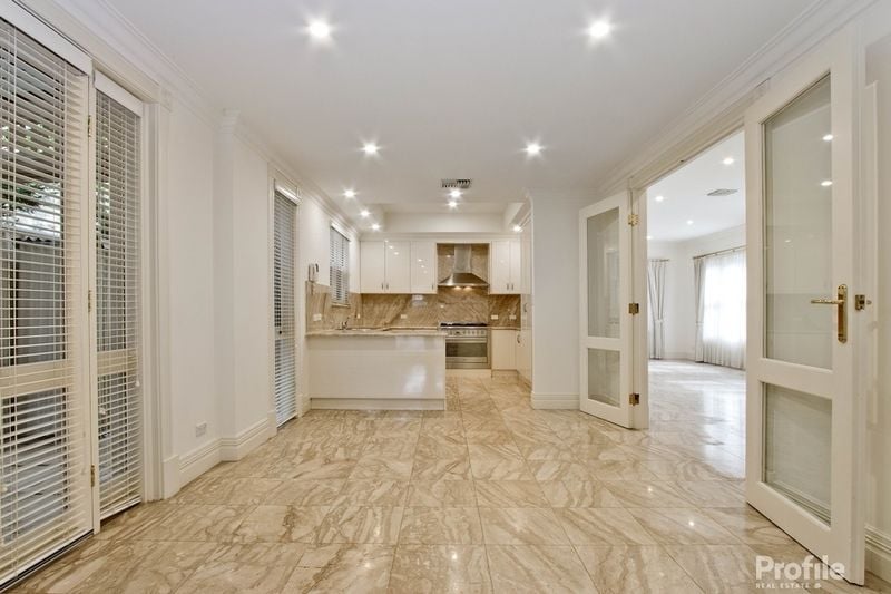 1/7 Charra Street Hyde Park 5061