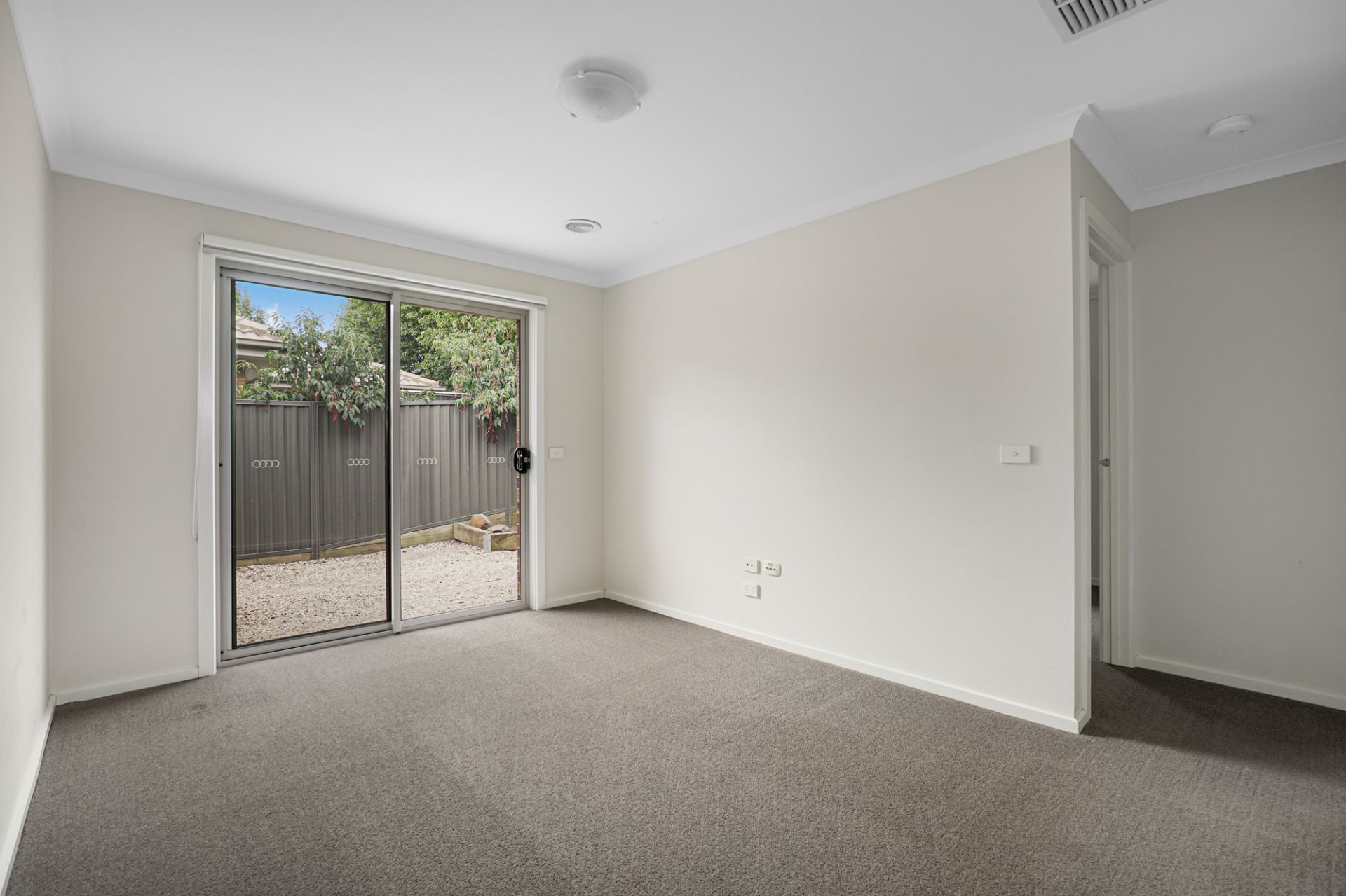15 Pengelly Road, Lucas, Lucas - Thumbnail 7