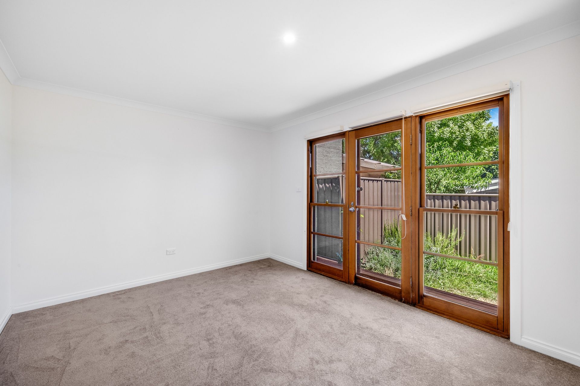 Real Estate For Lease 2/6 Nullagine Street Fisher , ACT