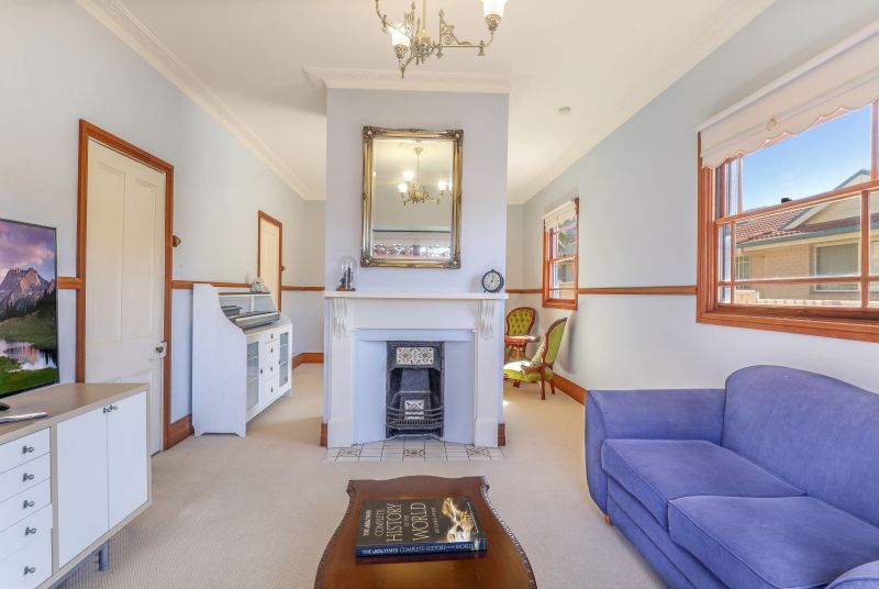 Real Estate For Sale 8 Ryan Street Balgownie , NSW