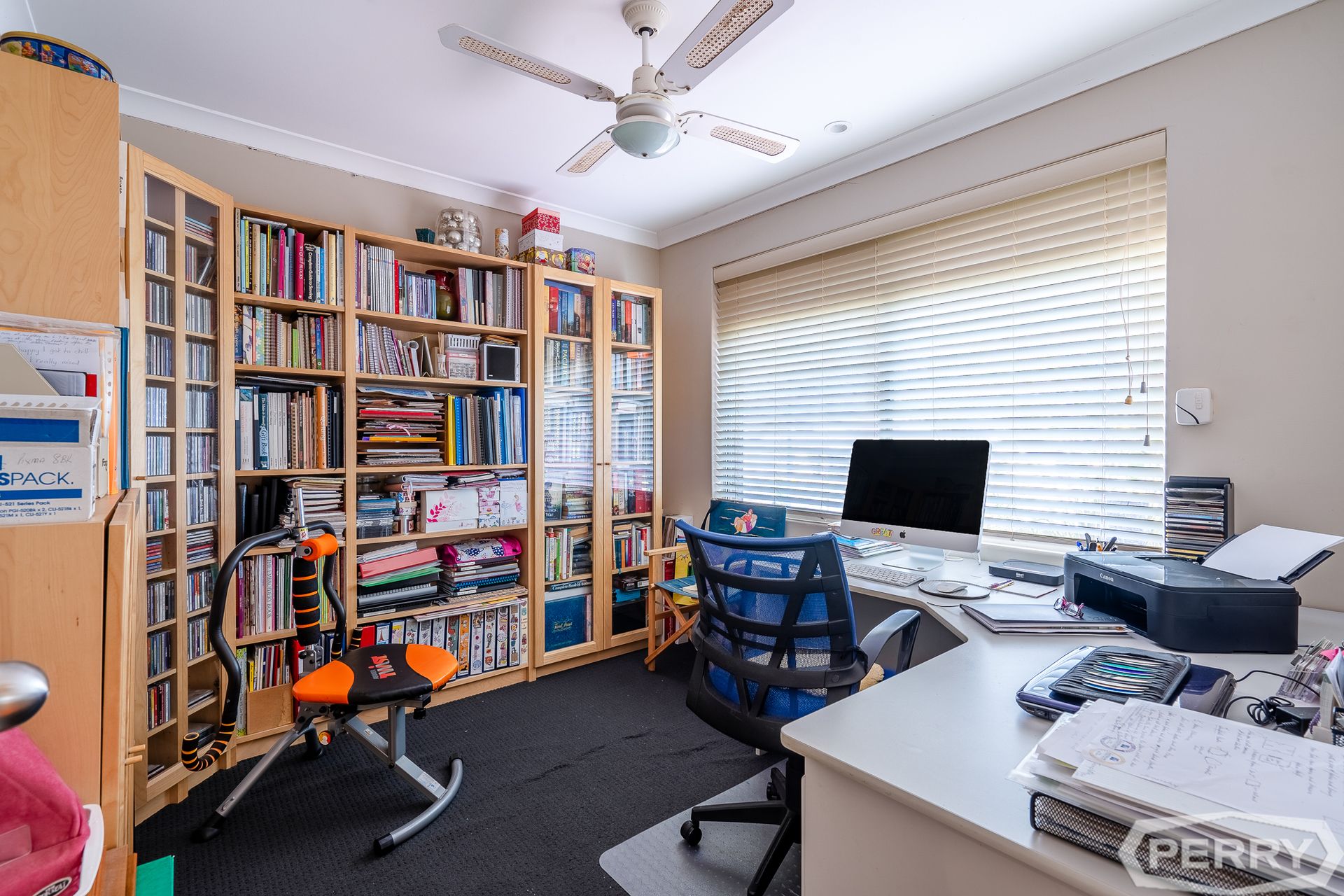 66 Albany Drive, Dawesville H.& N. PERRY