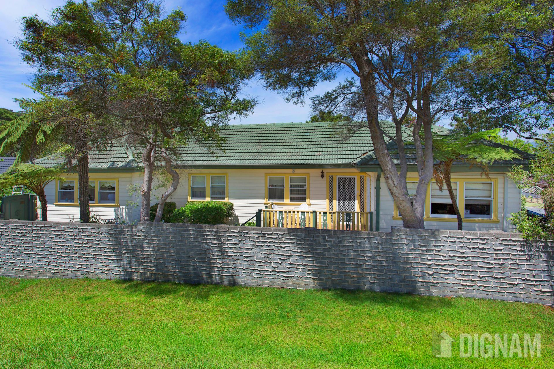 Sold property 780000 for 61 St Johns Avenue Mangerton , NSW 2500