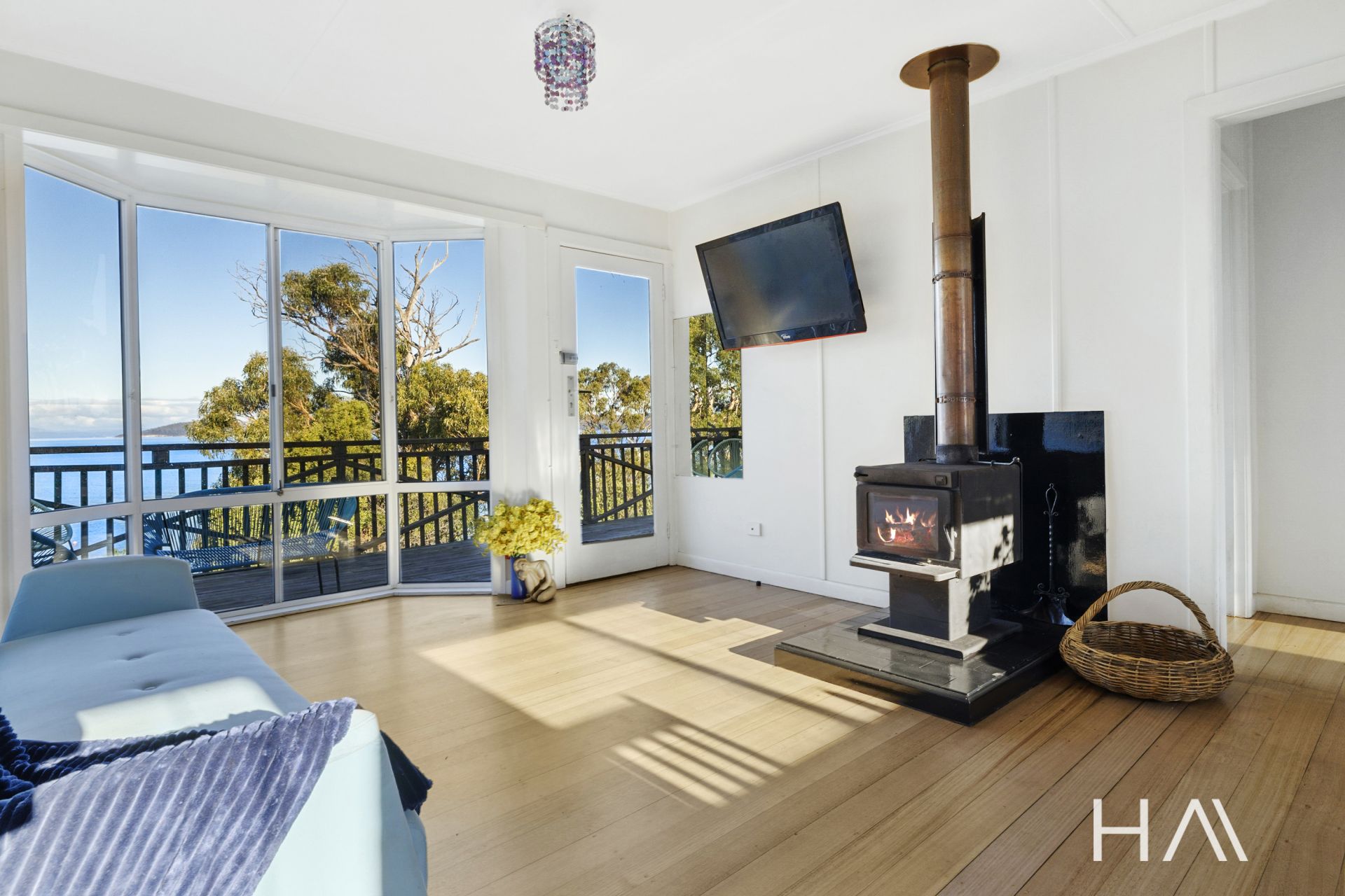 127 Linden Road Primrose Sands, Primrose Sands - Thumbnail 5