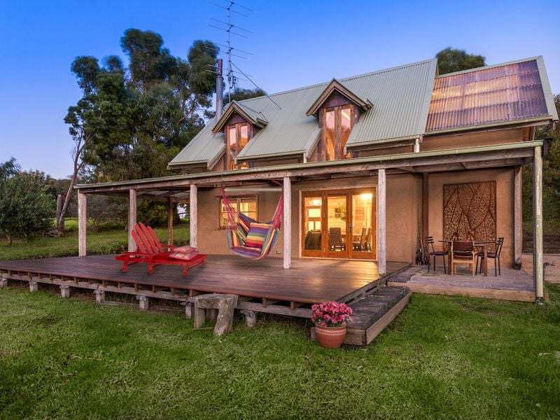 3 Costerman Terrace, Marengo - Thumbnail 2