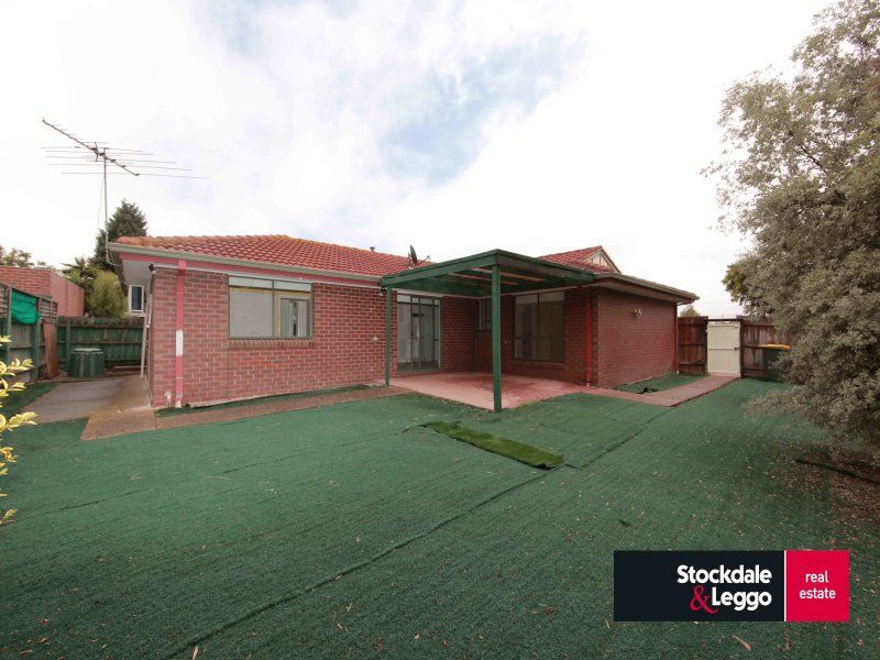 9 Cawley Court MILL PARK, 9 Cawley Court Mill Park - Thumbnail 2