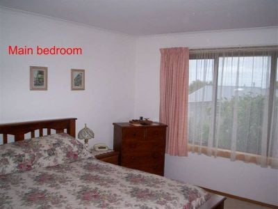3
 
 
 
  
 
 
 1
 
 
 
  
 
 
 2
 
 
 
 
 
 
 
 18 Morgan Court, DEVONPORT TAS 7310, Devonport - Thumbnail 7