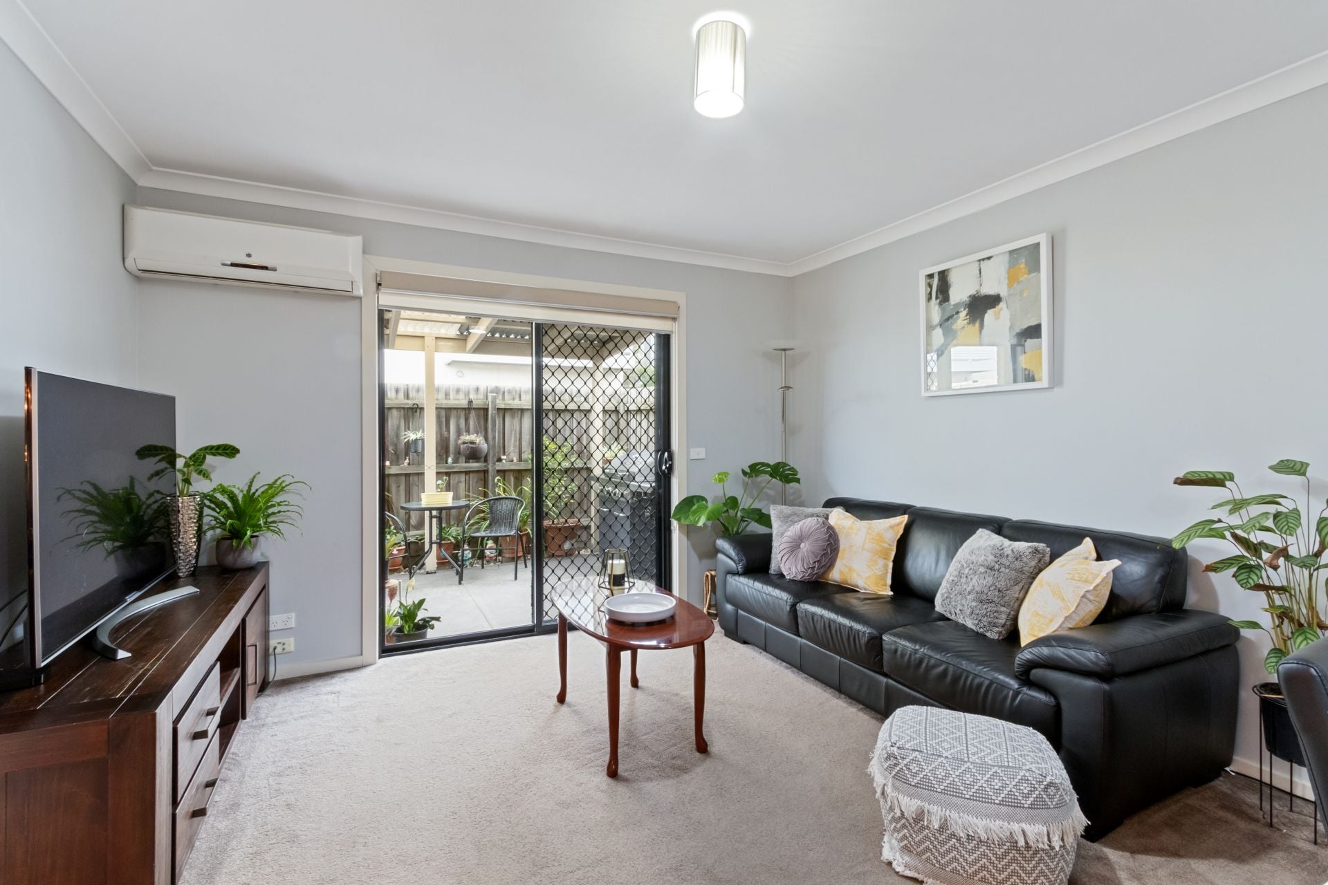 Spacious, Stylish & Sunfilled