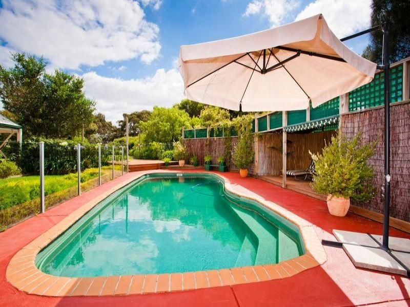 11 Charlemont Court OCEAN GROVE VIC, Ocean Grove - Thumbnail 8